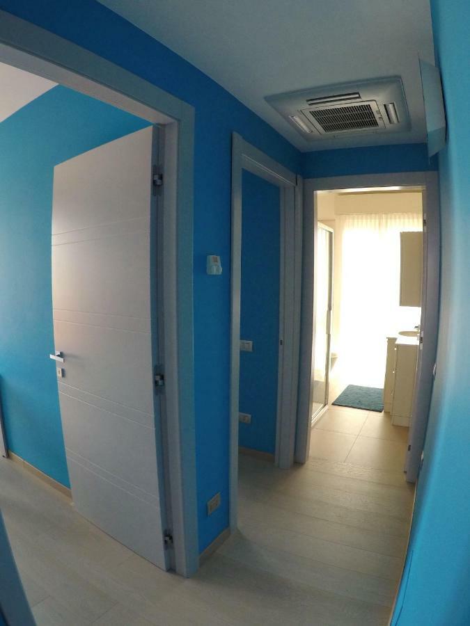 Levante Appartamento Di Pregio, Terrazza E Vista Panoramica Sul Mare E La Citta Viareggio Exterior photo